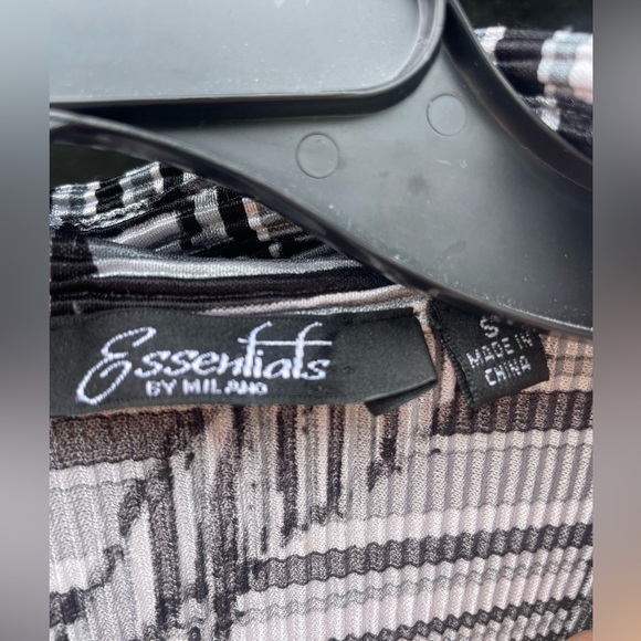 Button down top - Picture 3 of 3